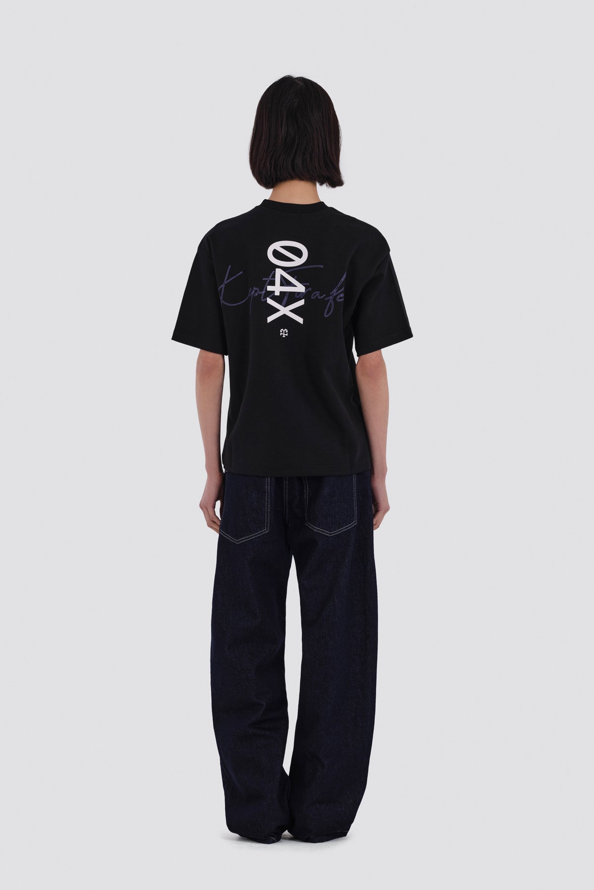 04X Oversized Black Vertical T-Shirt