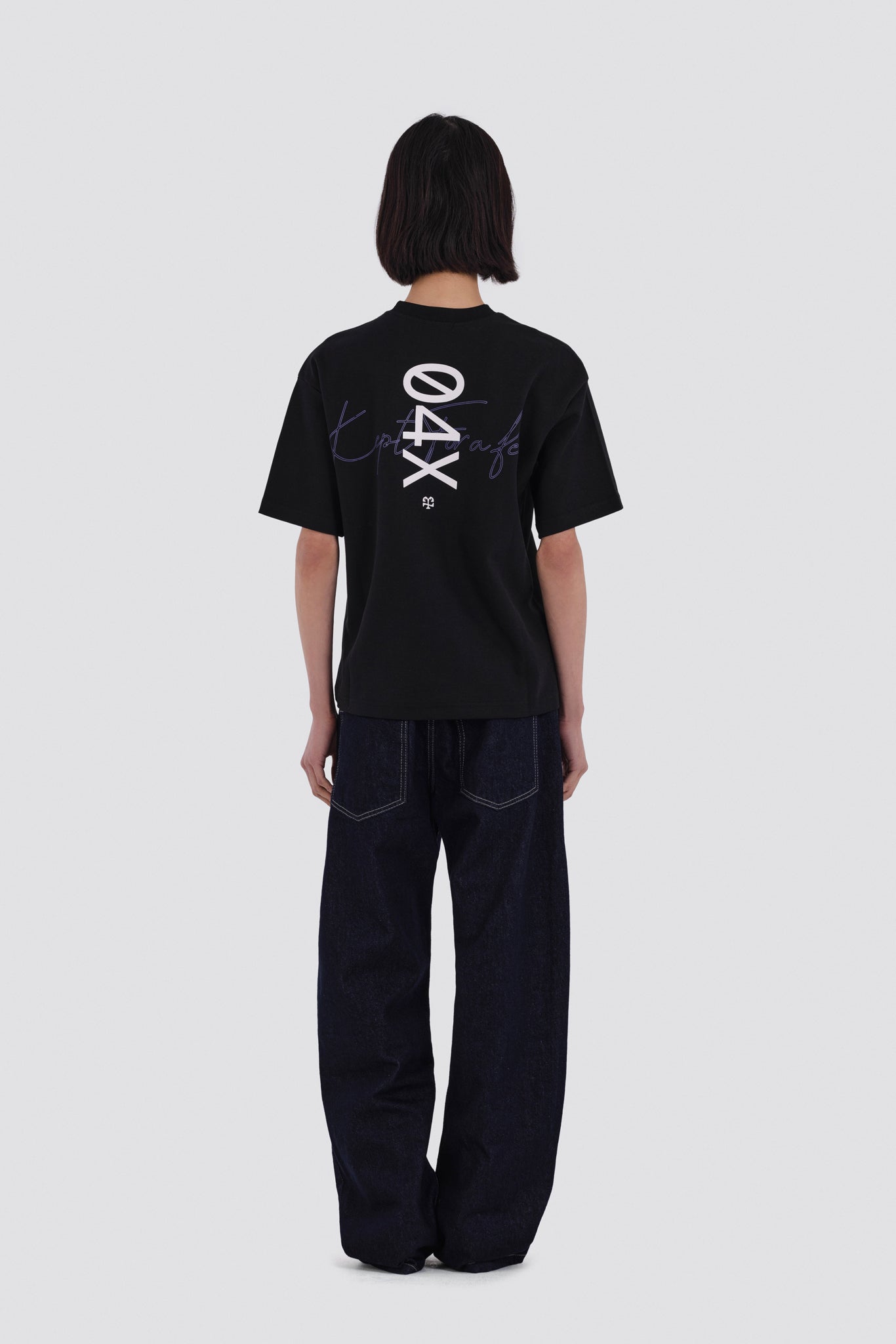 04X Oversized Black Vertical T-Shirt