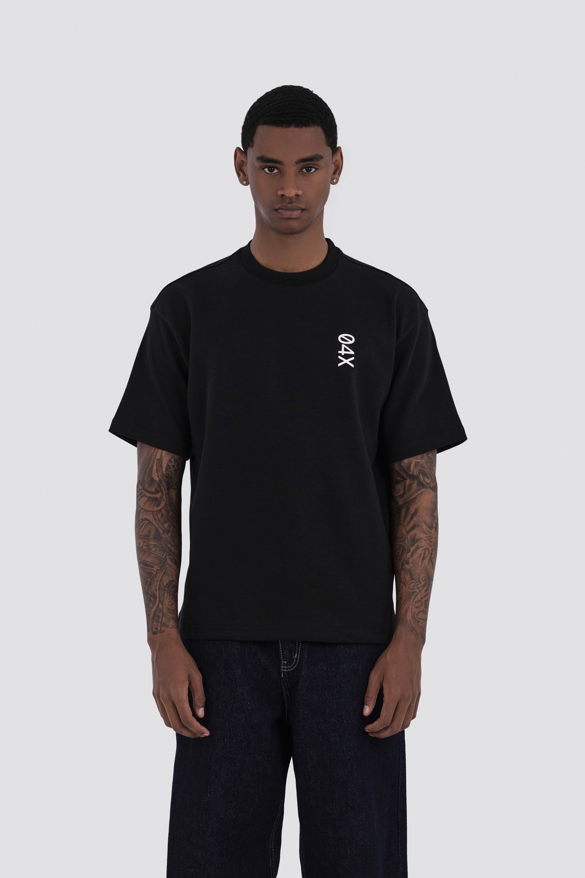 04X Oversized Black Vertical T-Shirt