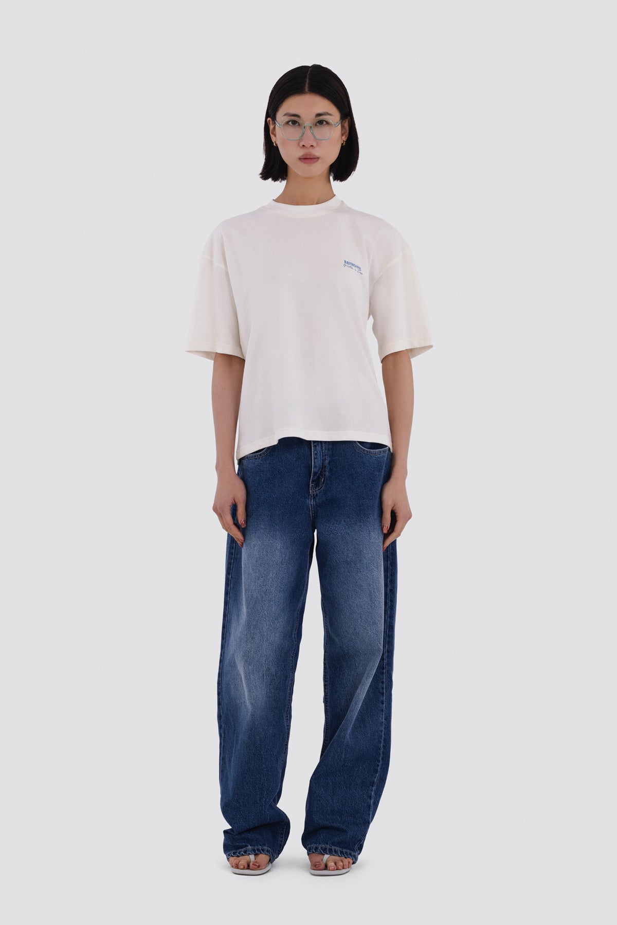 04X Oversized WIT White T-Shirt