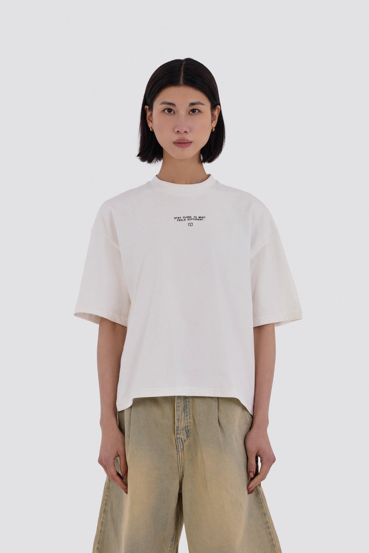 04X Oversized Stay Close White T-Shirt