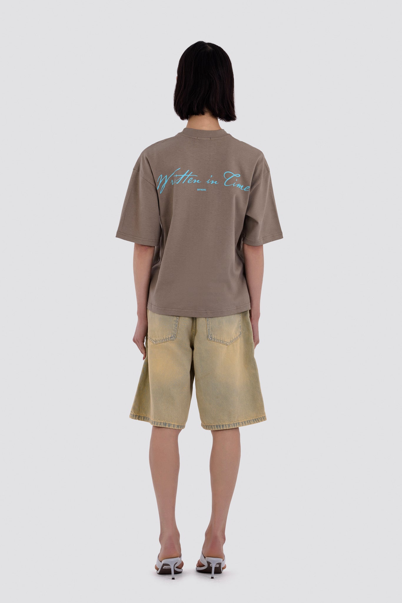 04X Oversized WIT Treron T-Shirt