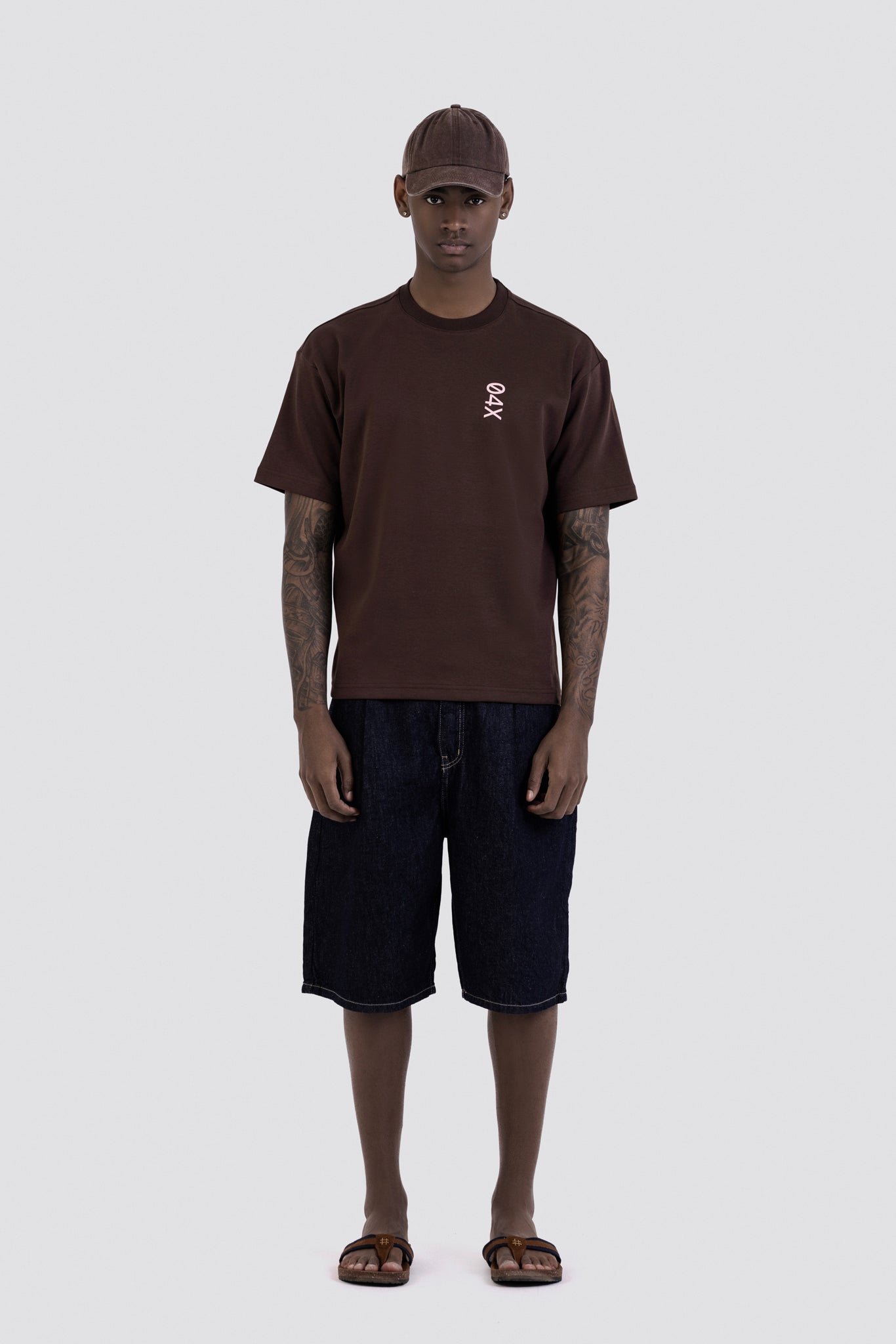 04X Oversized Brown Vertical T-Shirt – Baynoire