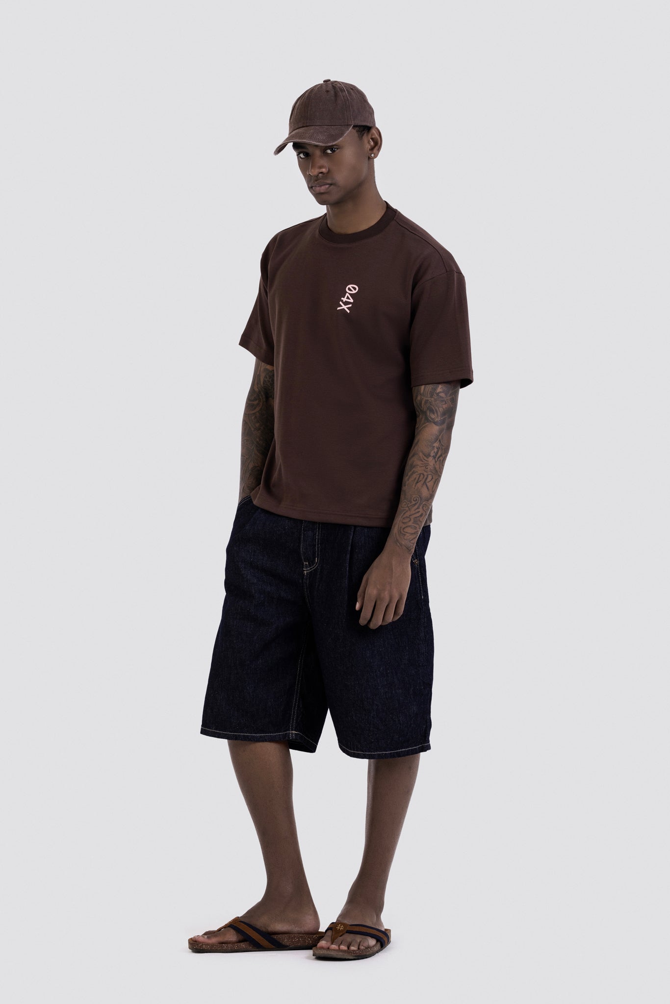 04X Oversized Brown Vertical T-Shirt