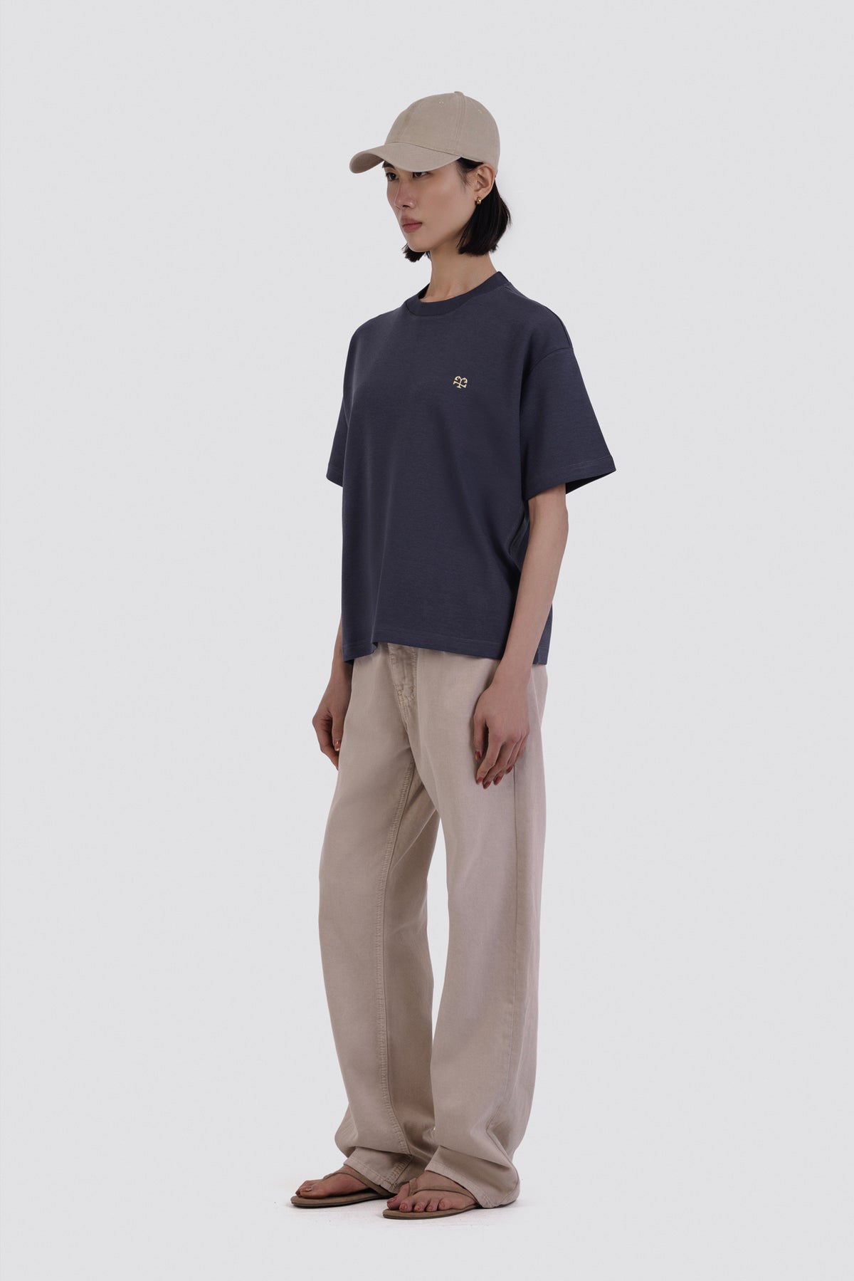 04X Oversized Anchor Monogram T-Shirt
