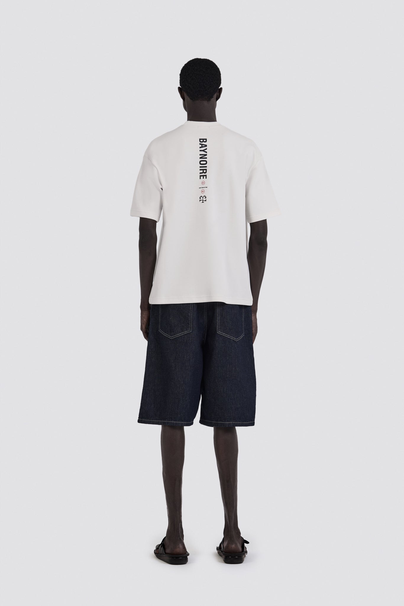 04X Oversized White Baynoire 01E/04X T-Shirt