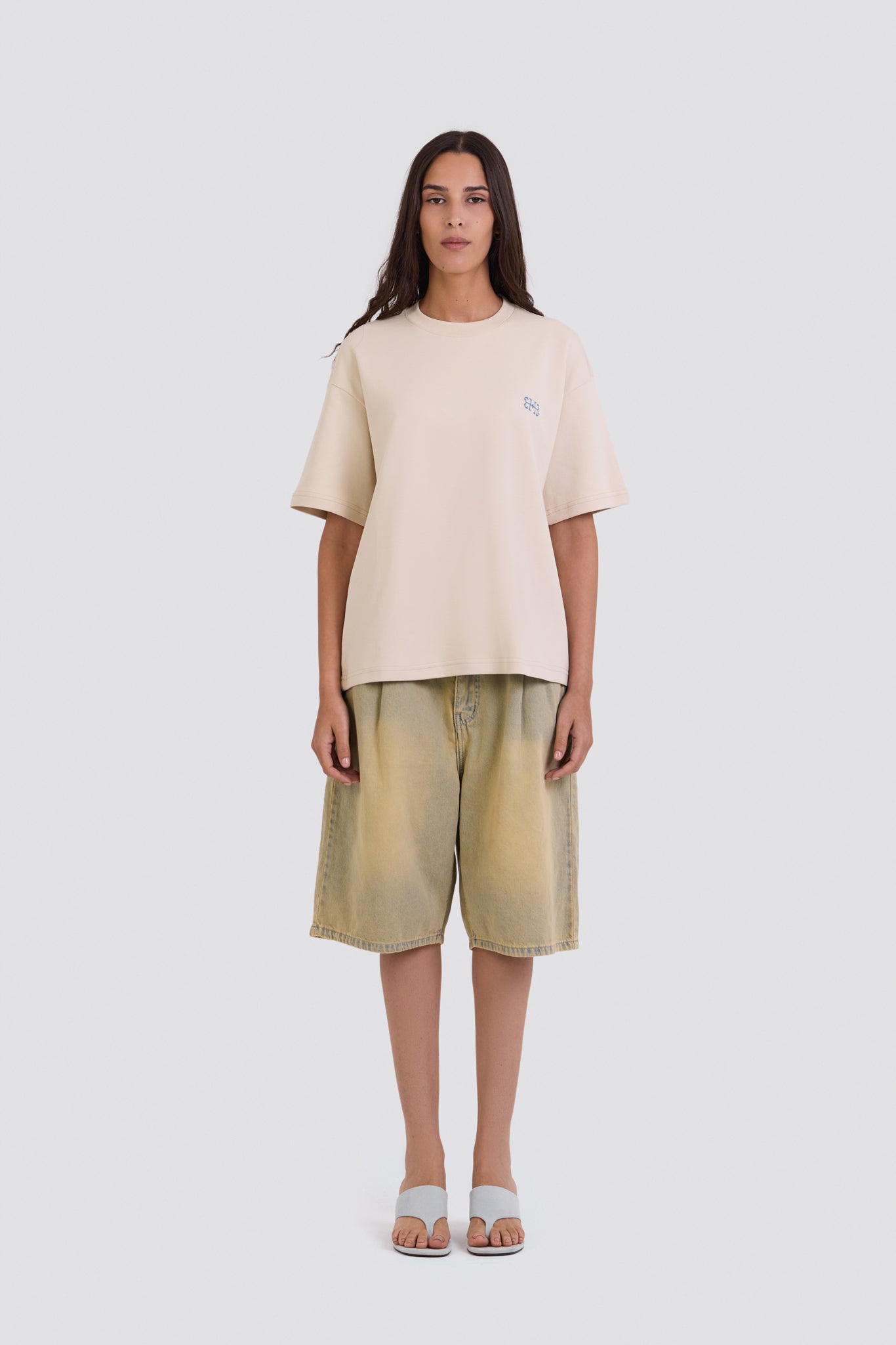 04X Oversized Cream 2X Monogram T-Shirt
