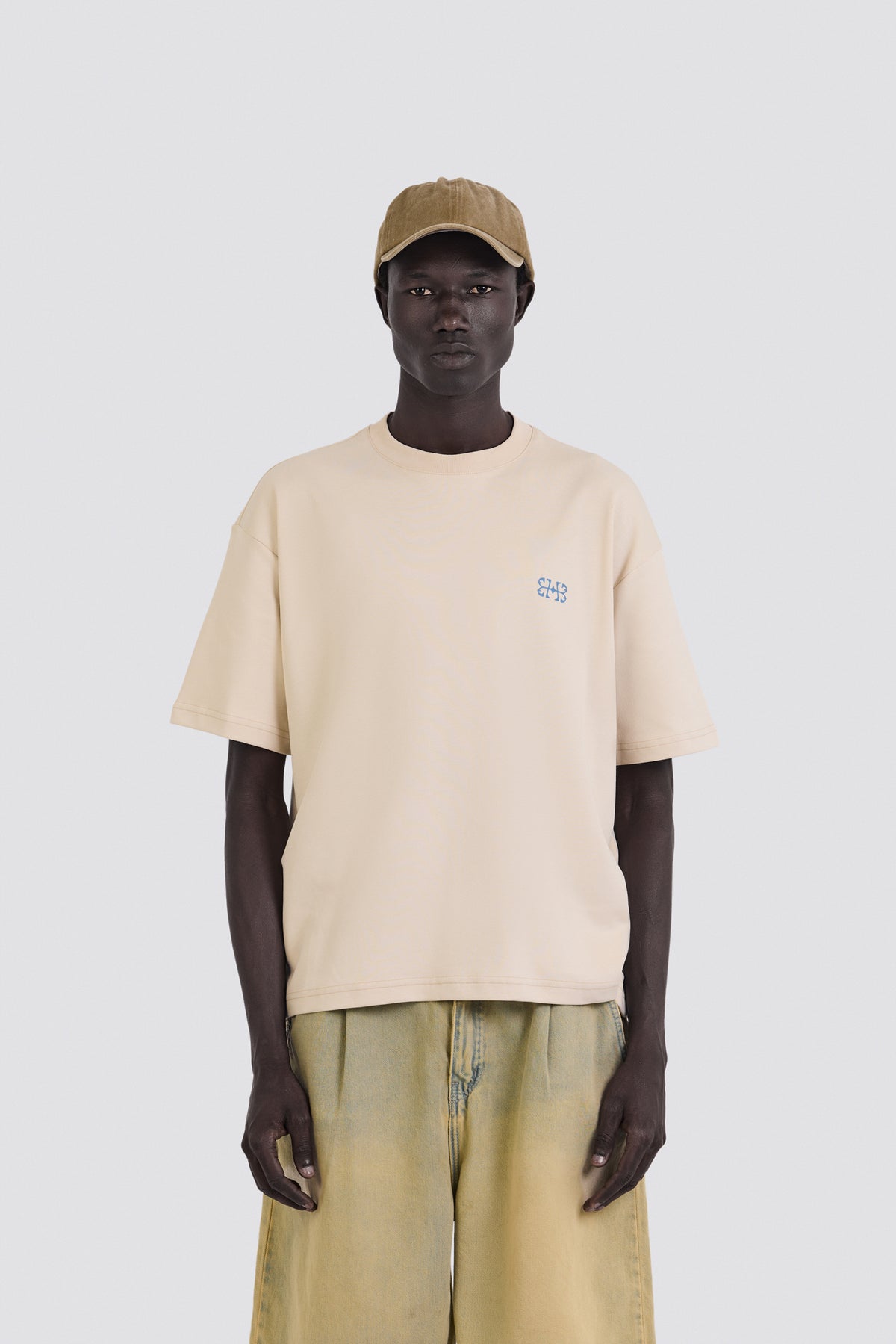 04X Oversized Cream 2X Monogram T-Shirt