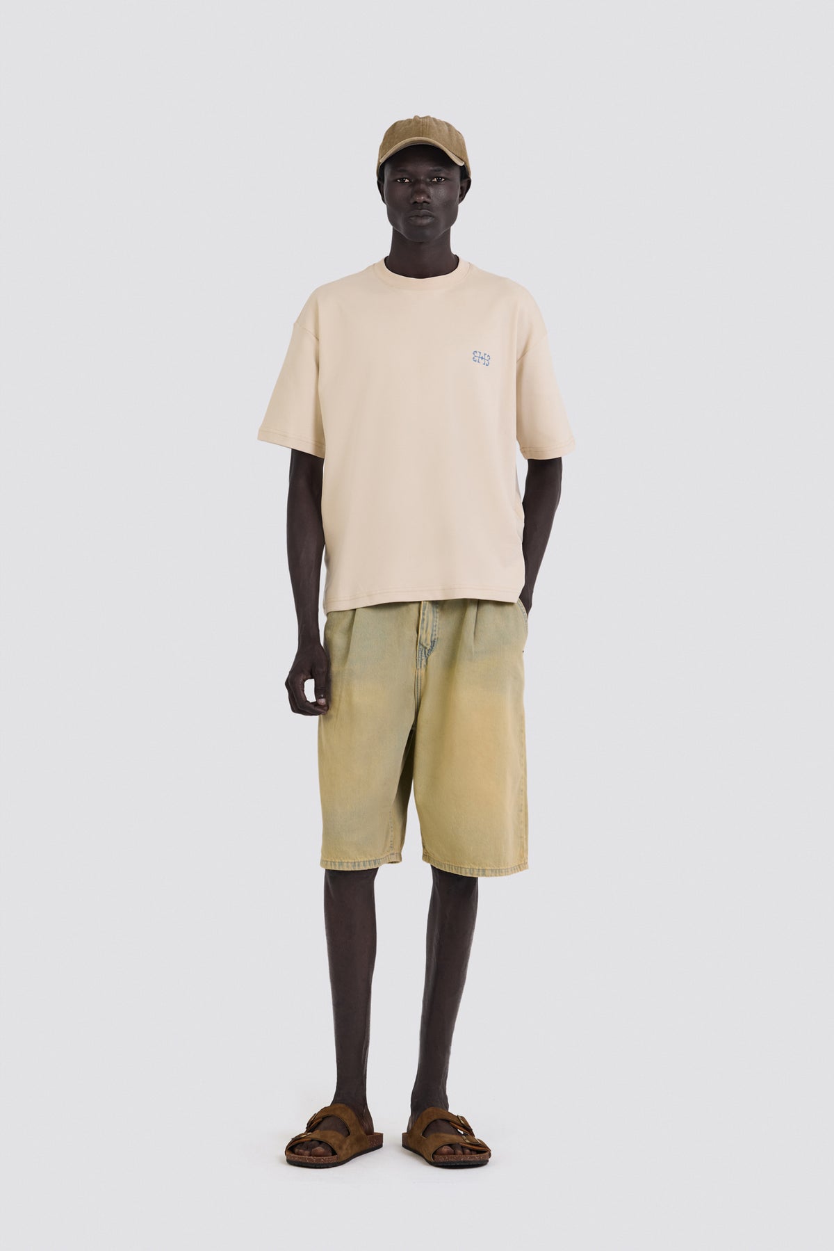 04X Oversized Cream 2X Monogram T-Shirt