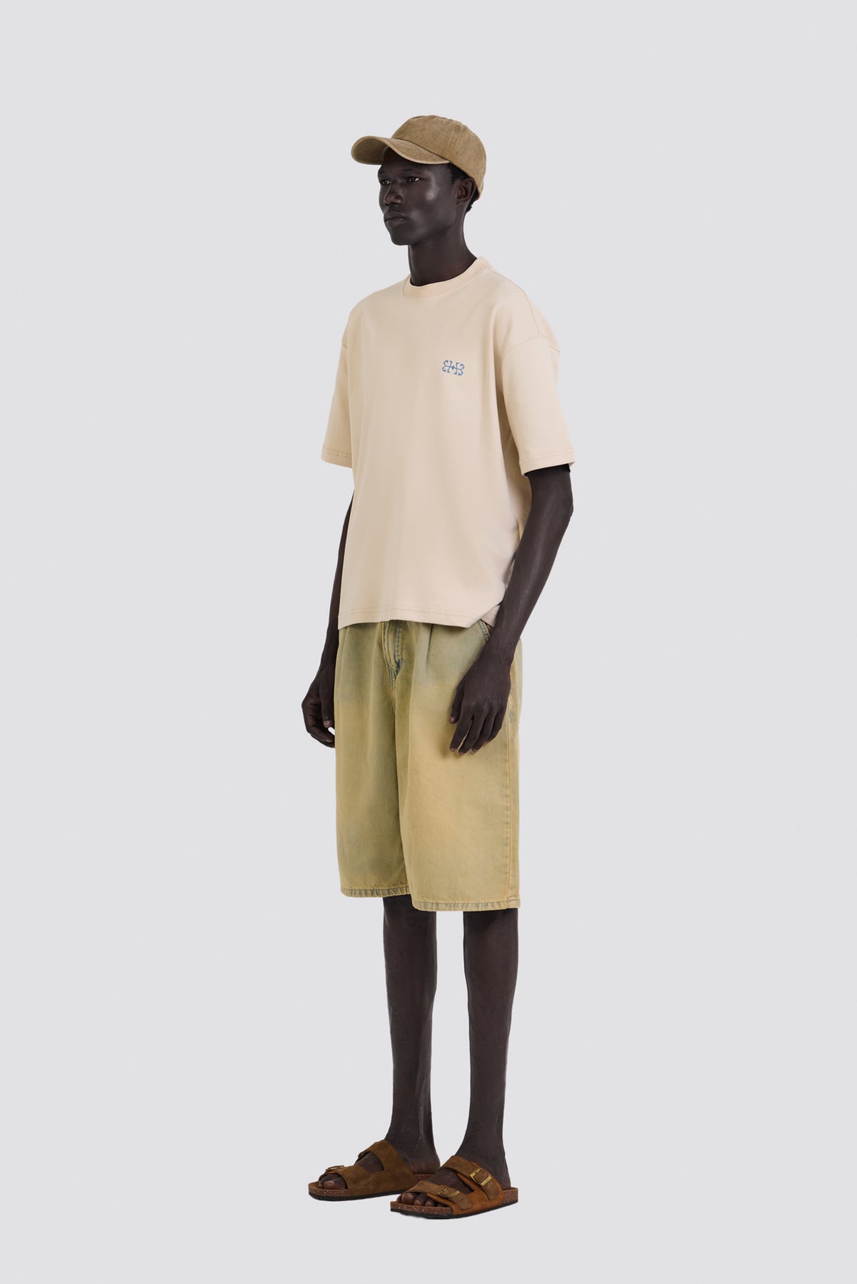 04X Oversized Cream 2X Monogram T-Shirt