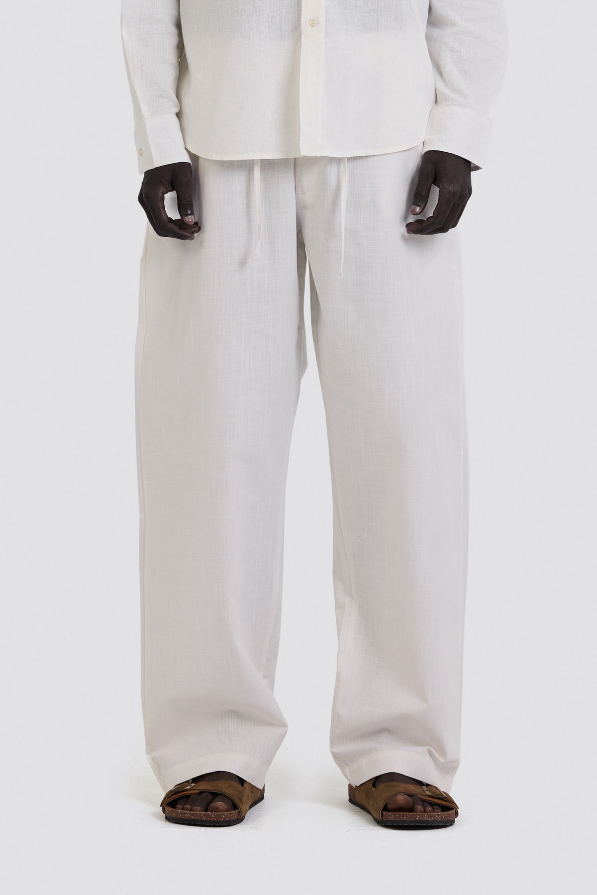 03C Relaxed C-Linen White Pants