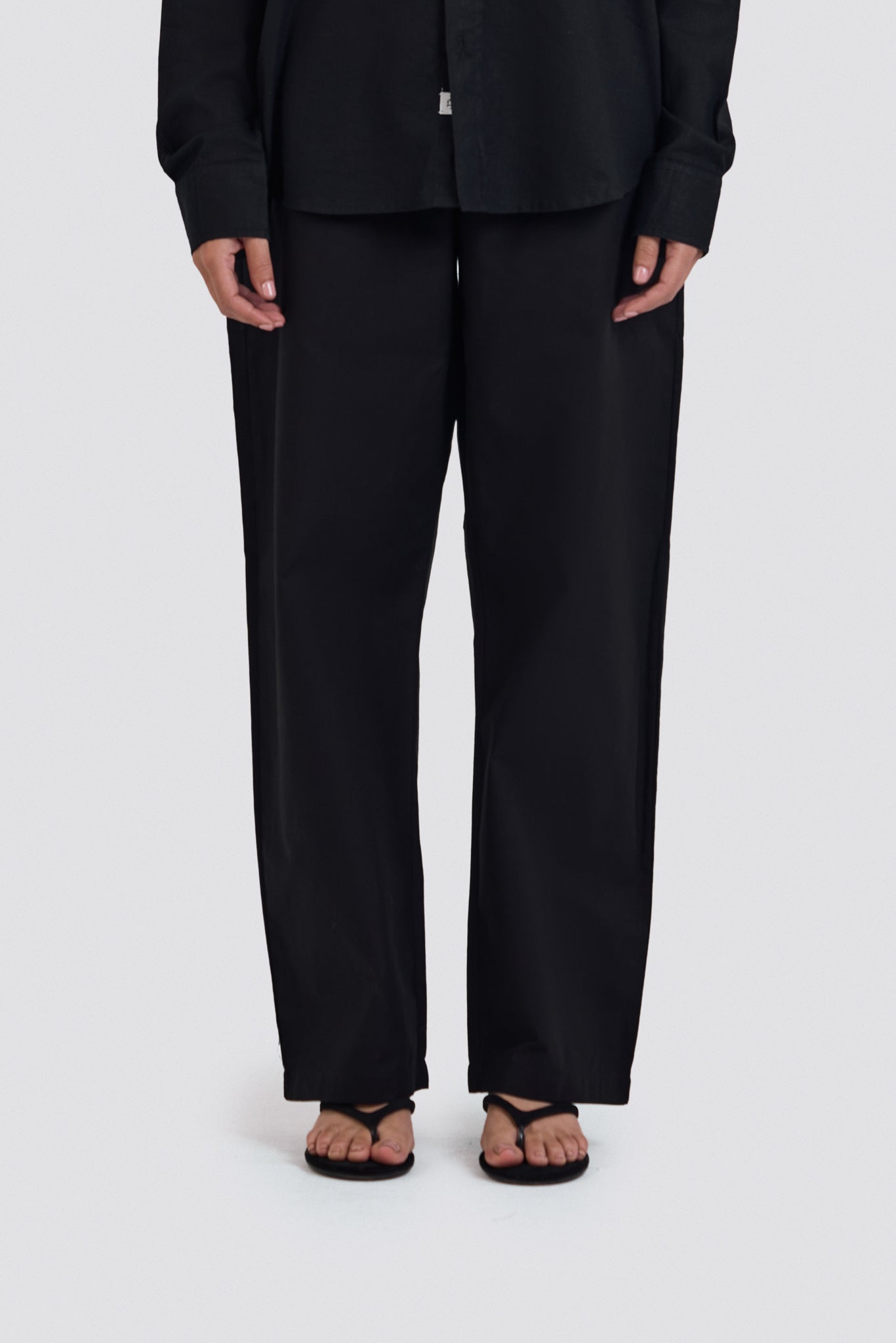 03C Relaxed C-Linen Black Pants