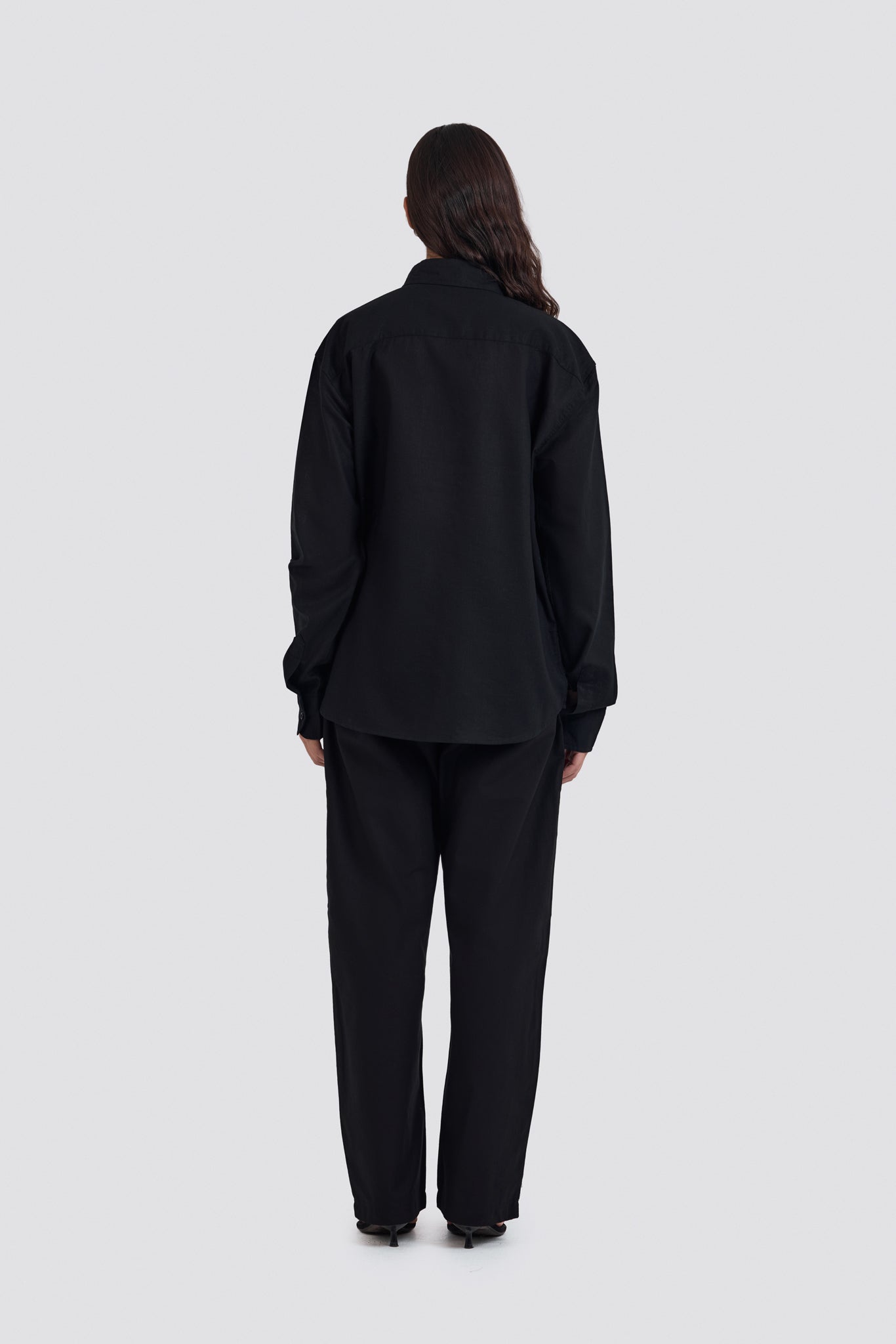 03C Oversized Linen Black Shirt