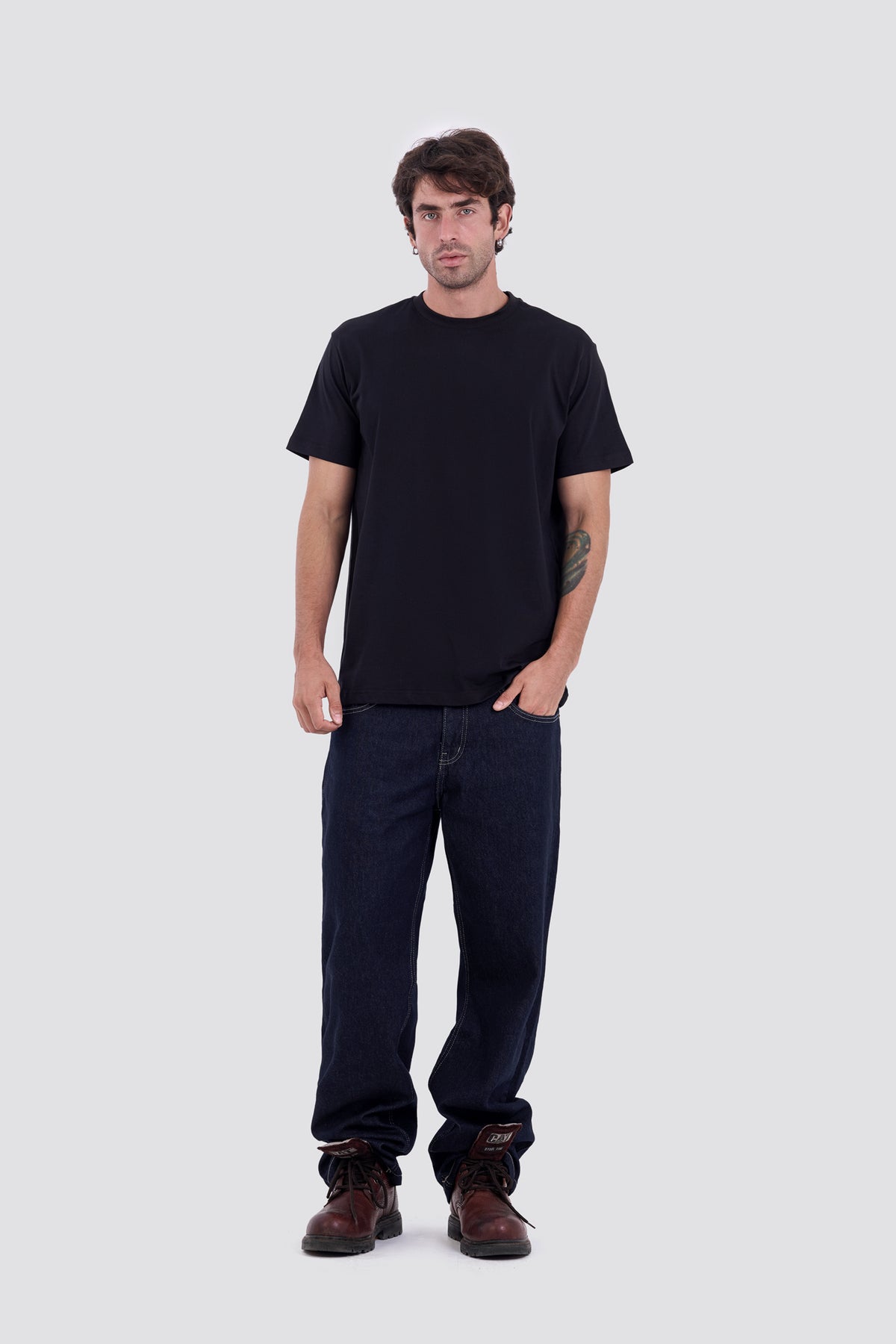 01E Regular Black Pack of 3 T-shirt