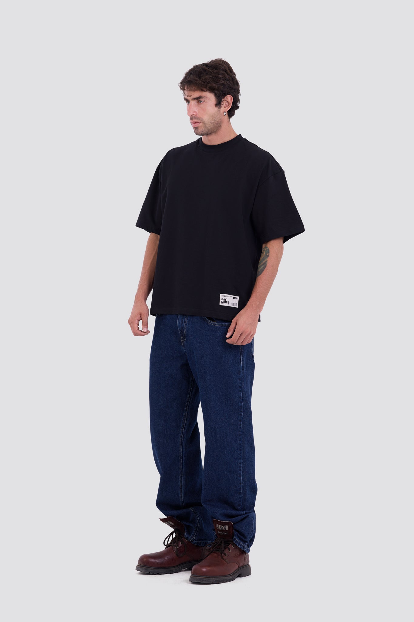 01E Oversized Core Black T-Shirt