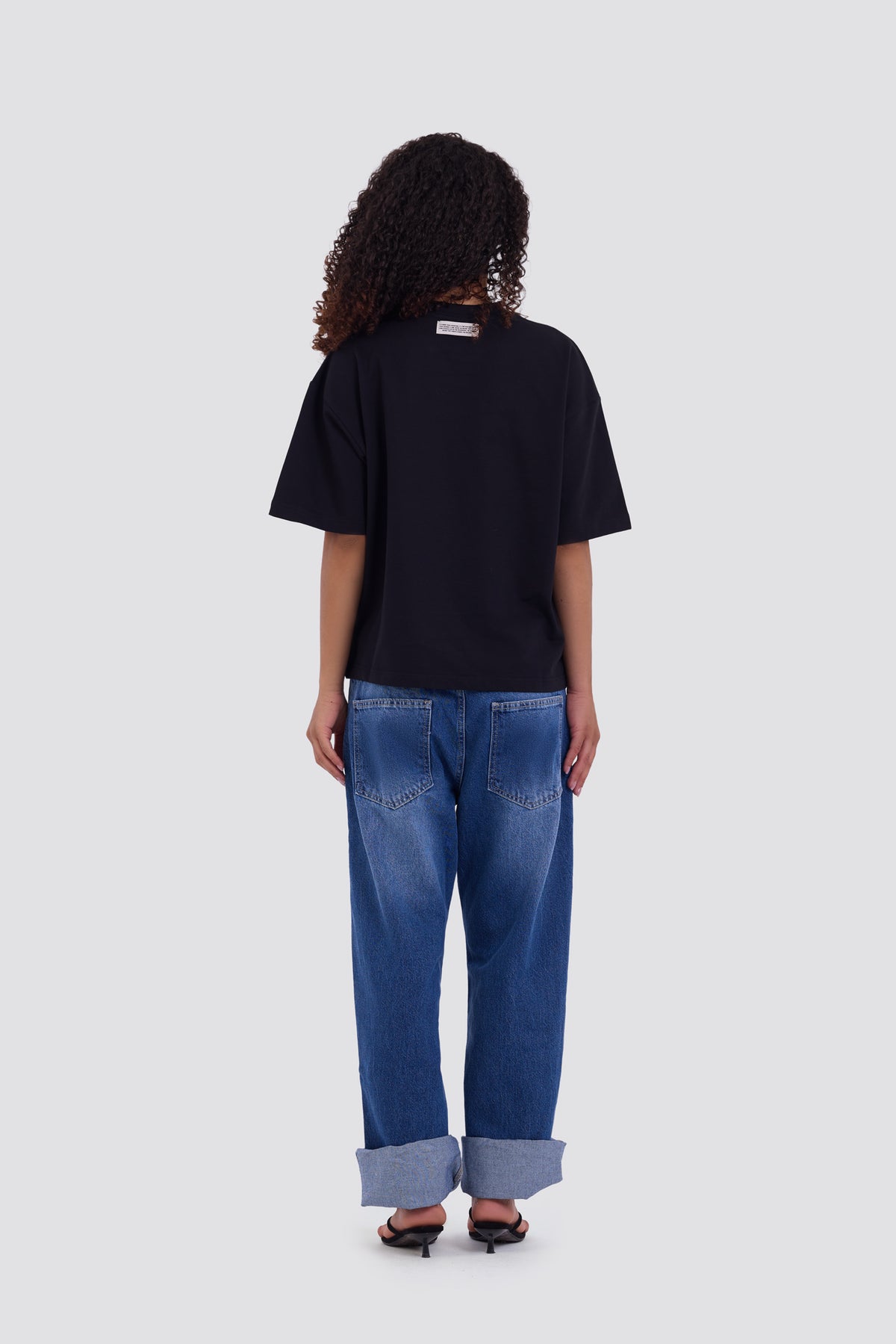 01E Oversized Core Black T-Shirt