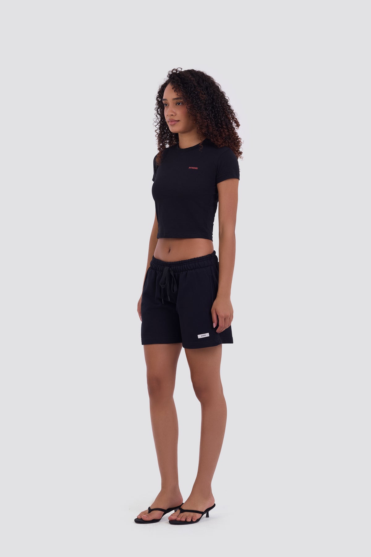 0IE Relaxed Black Short Sweatshorts