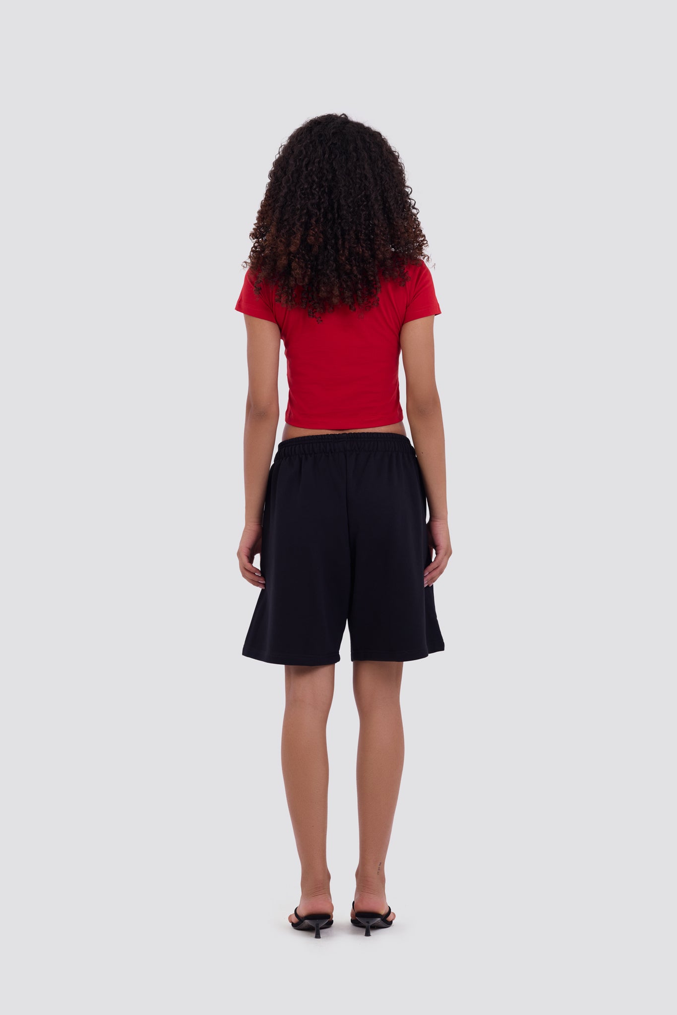 0IE Relaxed Black Long Sweatshorts