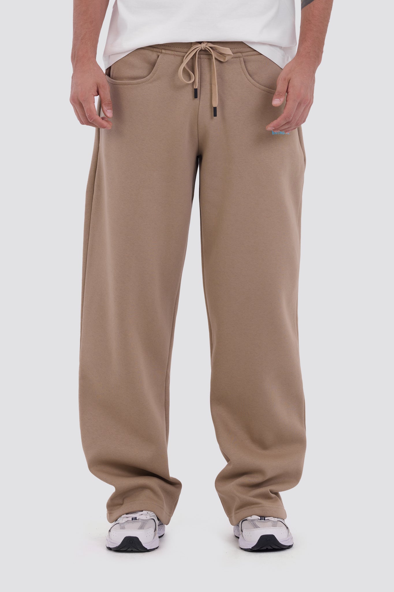 02P Oversized Treron Sweatpants