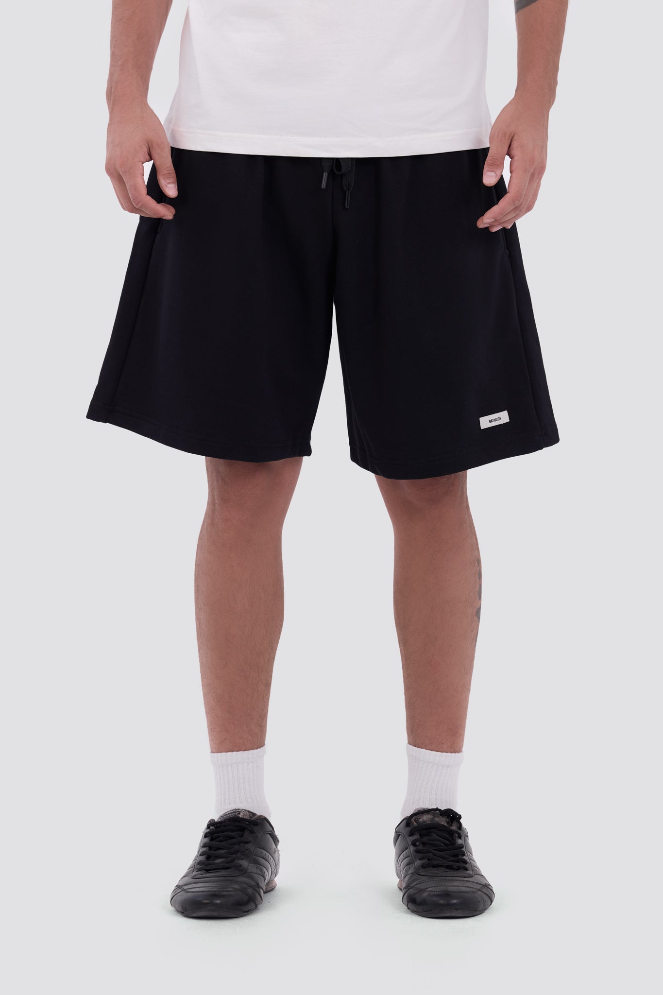 0IE Relaxed Black Long Sweatshorts