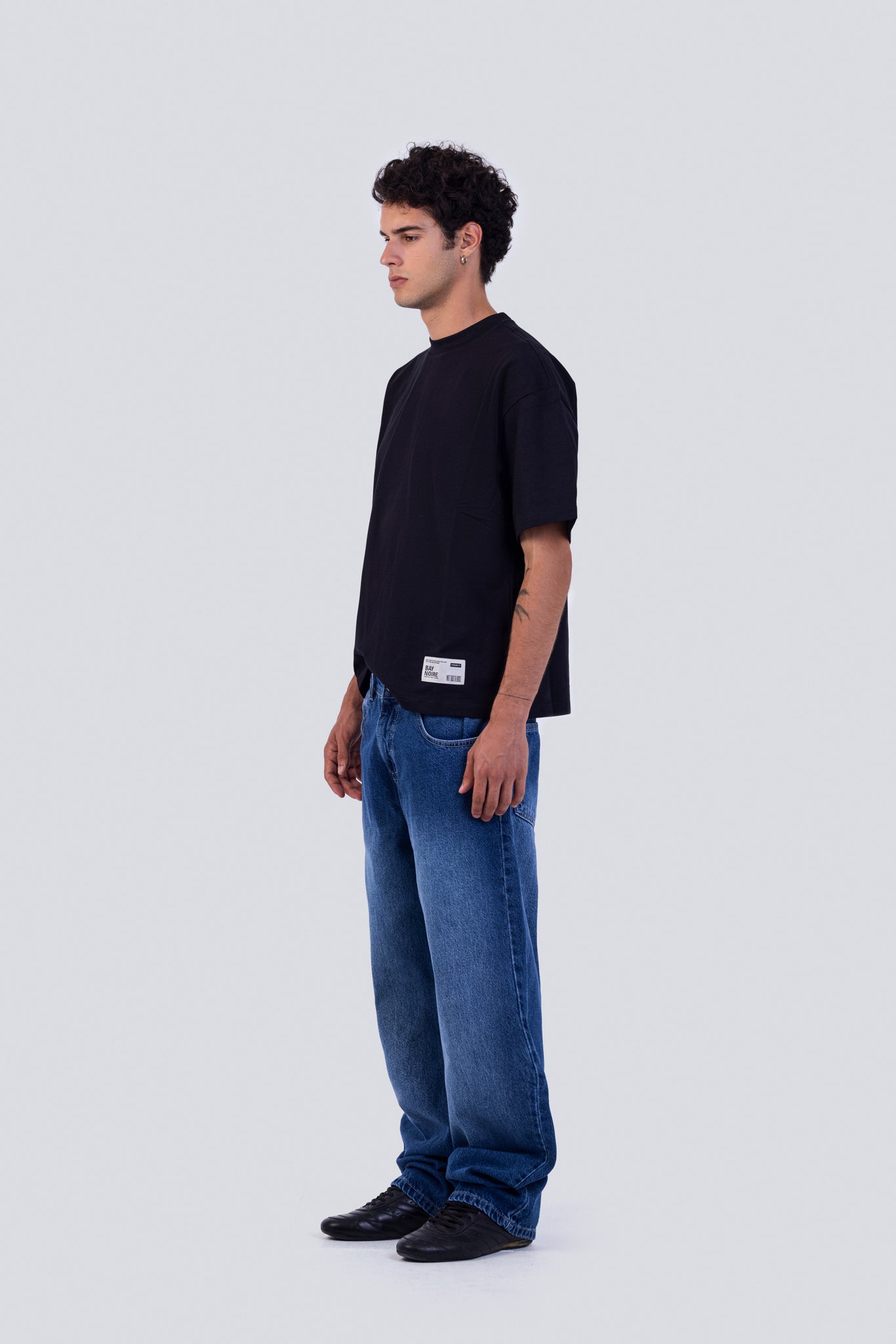 06D-1 Relaxed Sea Jeans