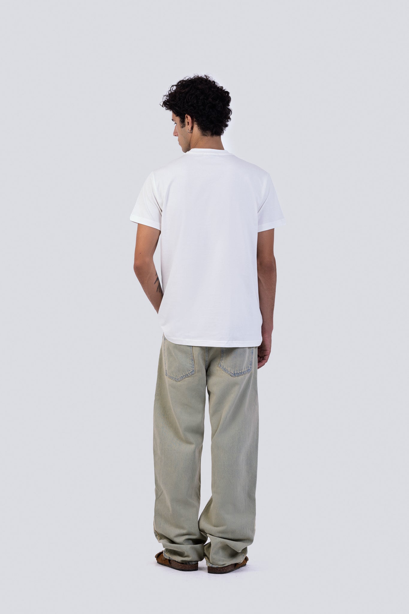 06D-1 Relaxed Washed Mud Jeans
