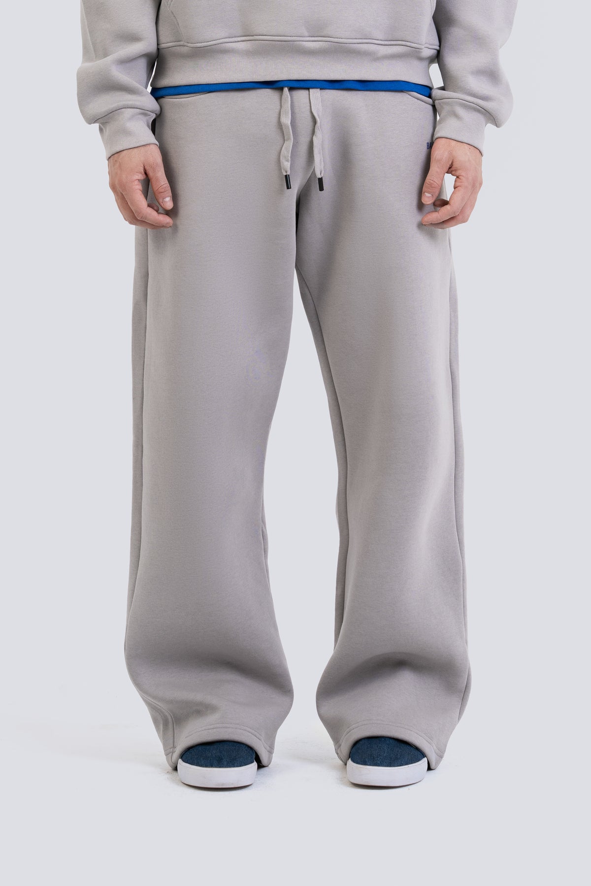 02P Oversized Iron Sweatpants