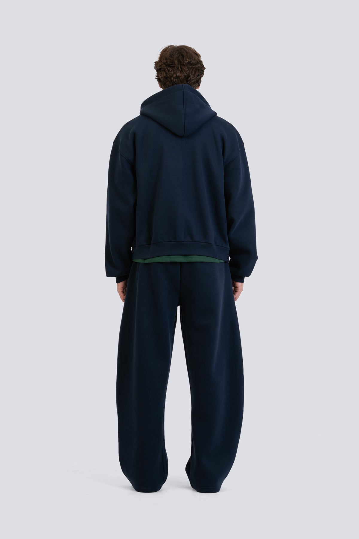 02P Balloon Navy Sweatpants