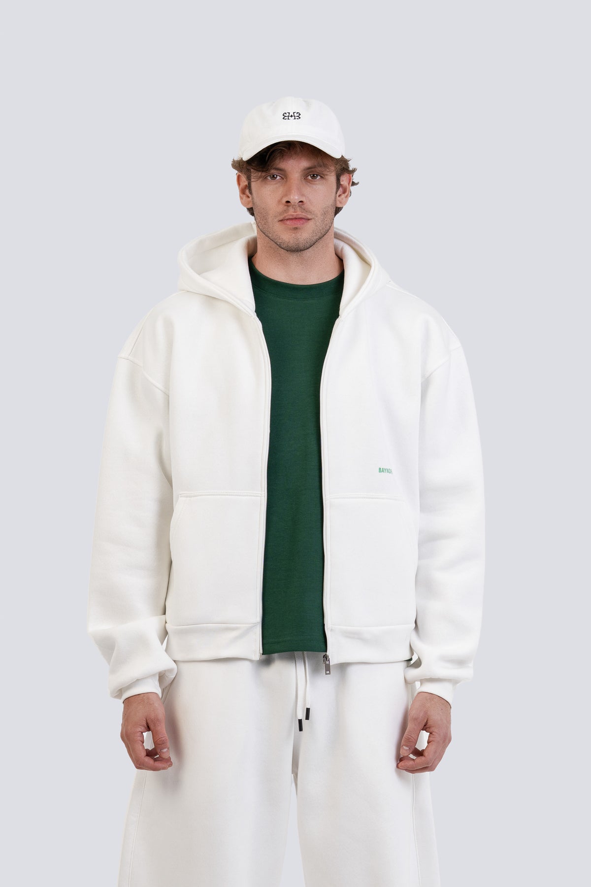02P Oversized White Zipped Hoodie