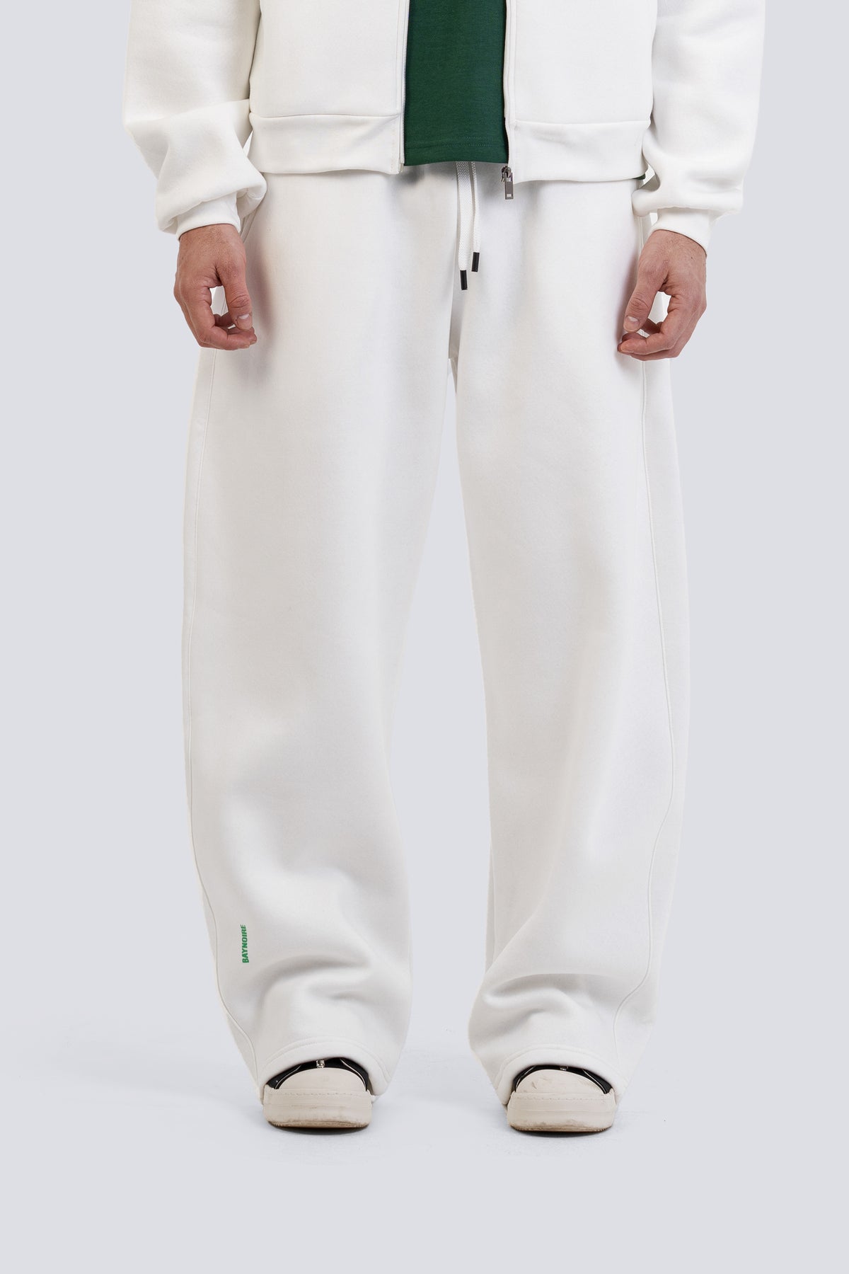 02P Balloon White Sweatpants
