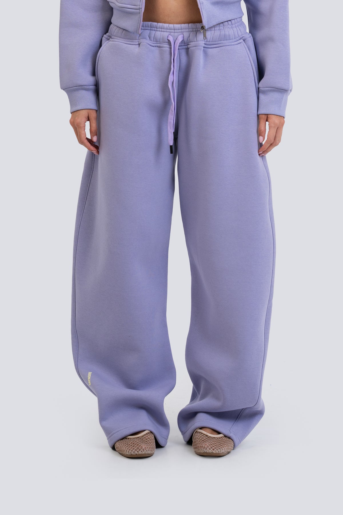 02P Balloon Lilac Sweatpants