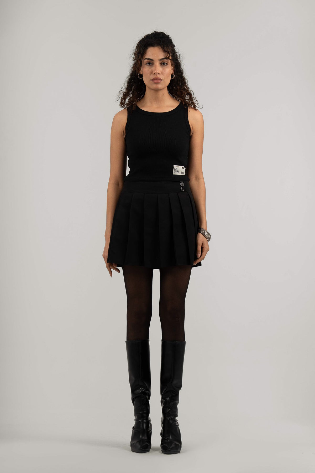 Black Ribbed Cropped Tank Top