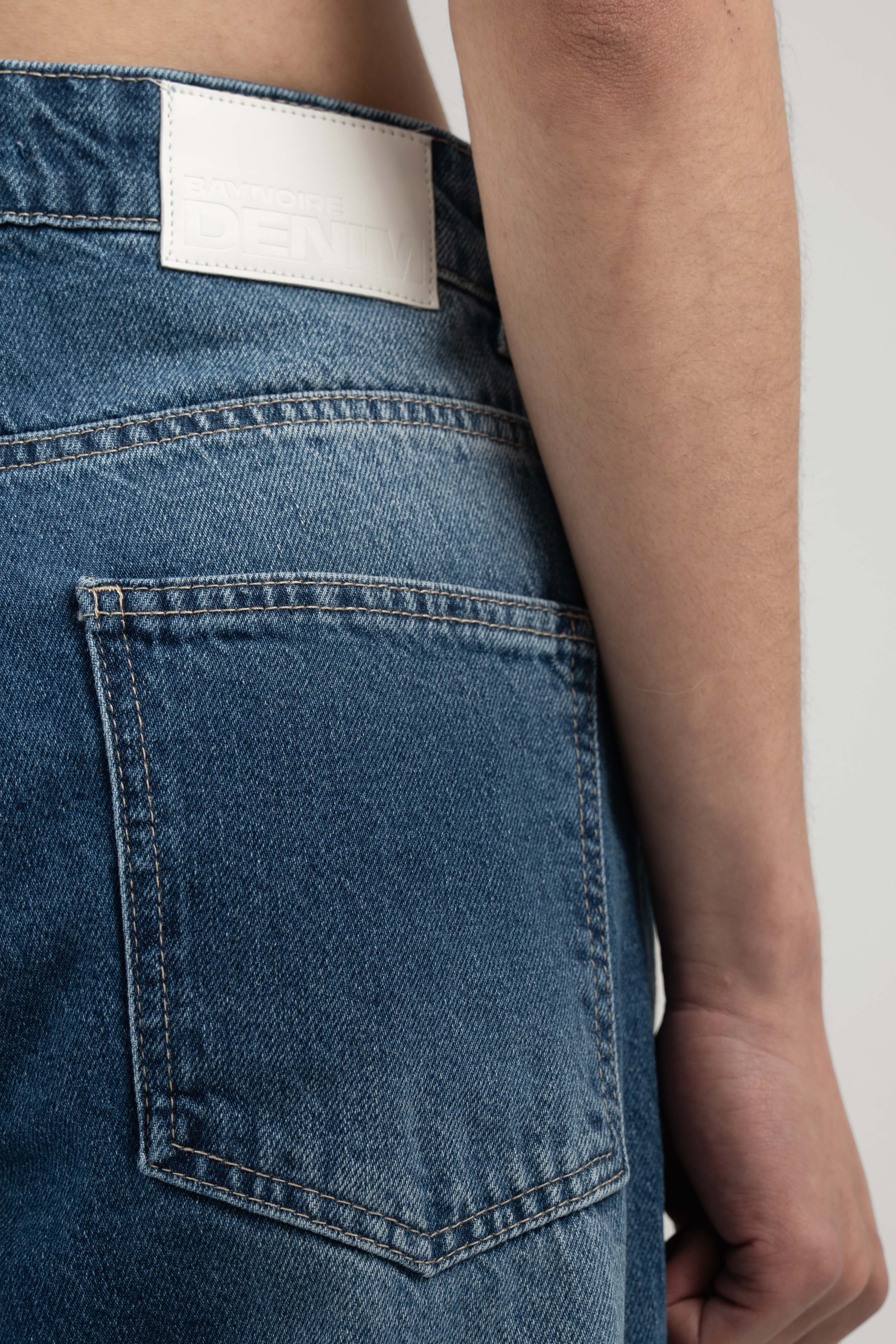 06D-1 Relaxed Sea Jeans