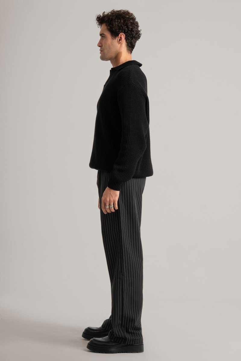 Black Collar II Sweater - Baynoire