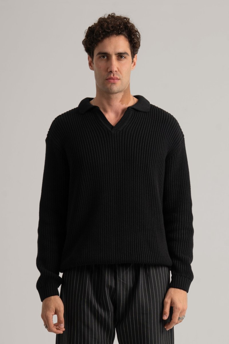 Black Collar II Sweater - Baynoire