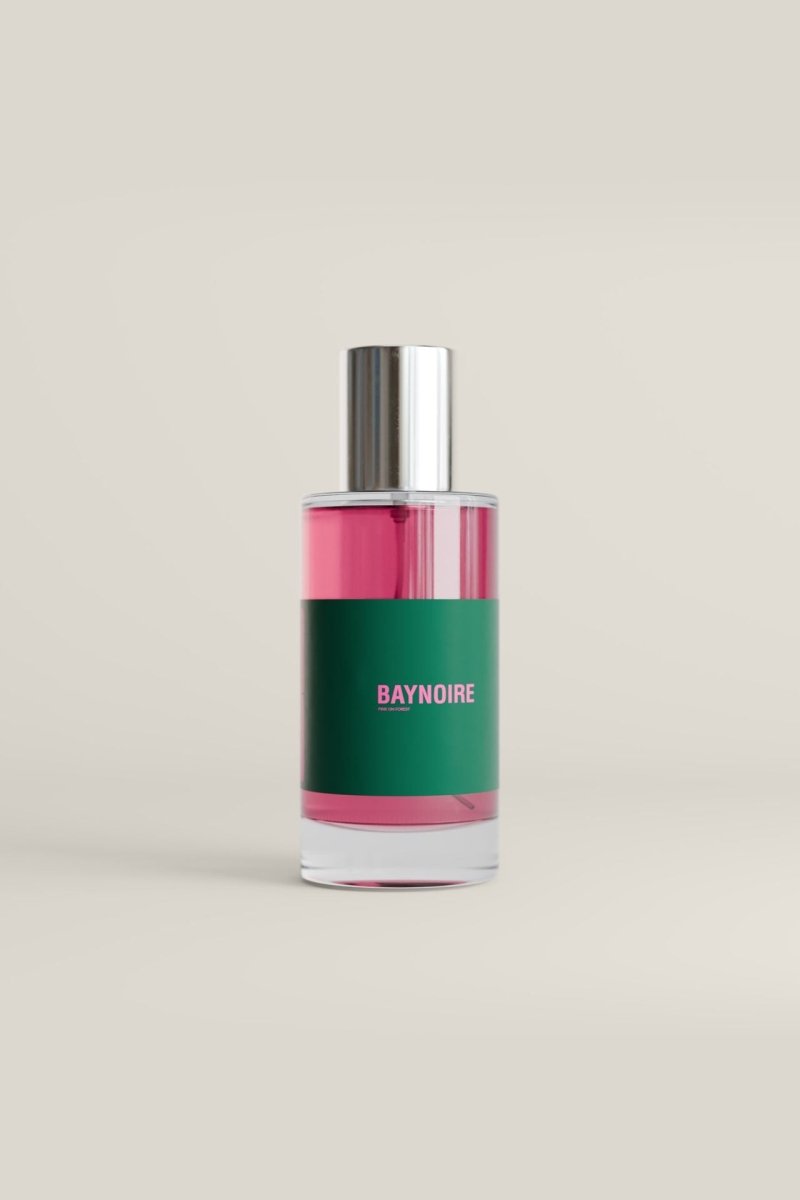 Pink On Forest - Baynoire